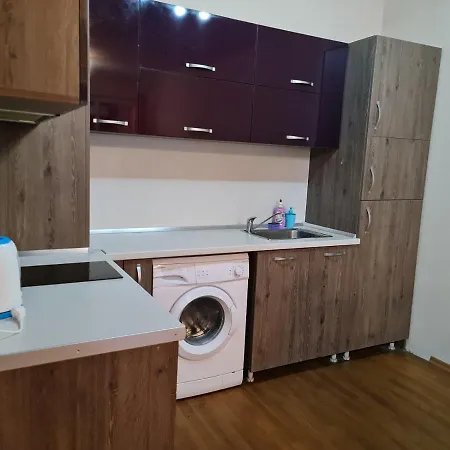 First Apartment - Including Underground Parking Apartament *